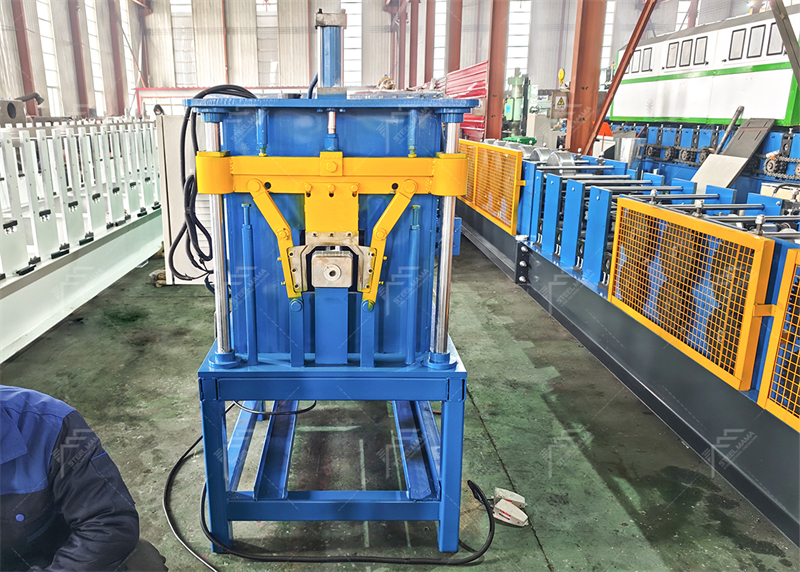 M&aacute;quina para curvar calaminas de aluzinc