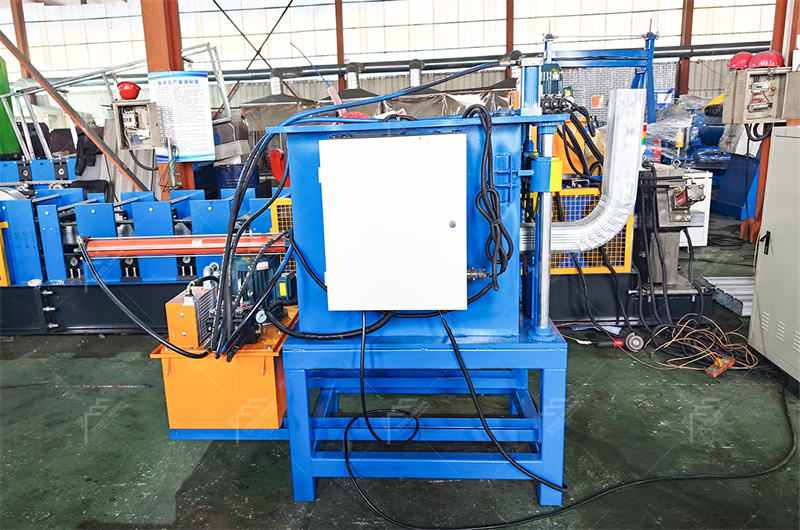 Roladora de chapas aluzinc