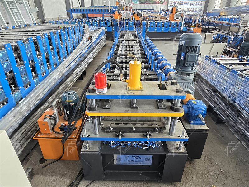 L&iacute;nea producci&oacute;n puertas enrollables 