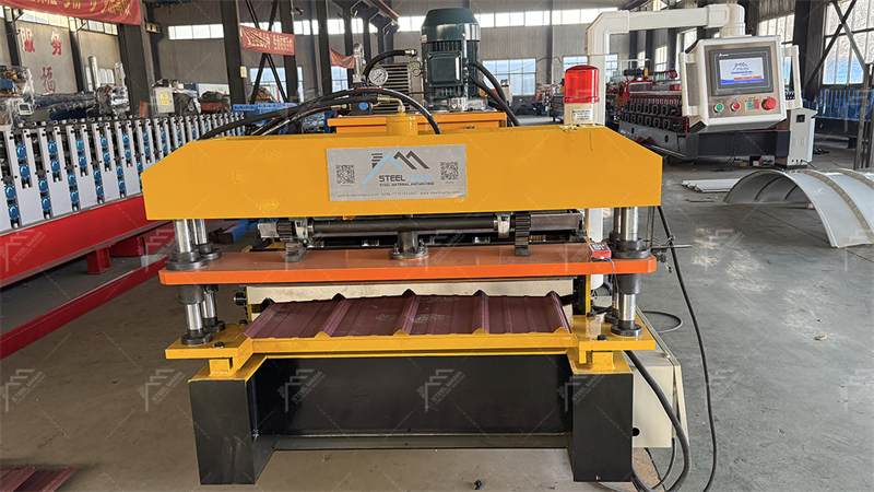 M&aacute;quina roll formadora de techo trapezoidal 