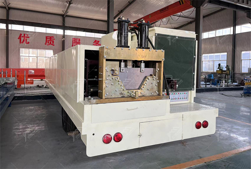 Sistema de rolado de techos autosoportados