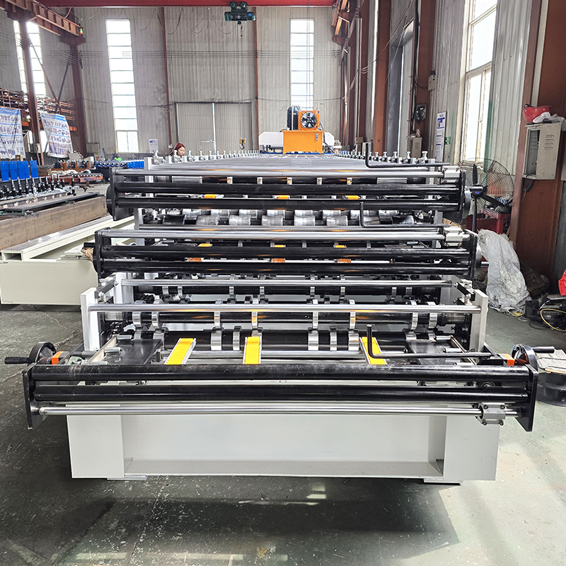Máquina Perfiladora De Tres Capas 