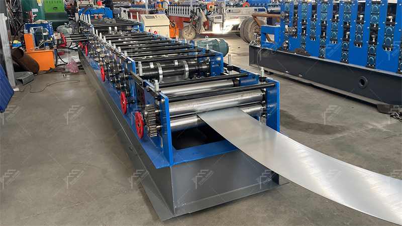 Equipo de conformado de correas estructurales