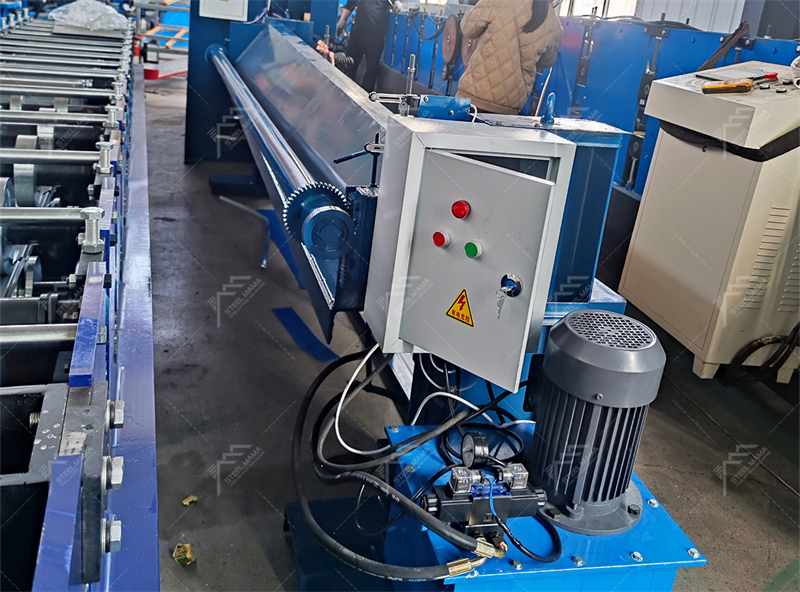 Cortadora de placas met&aacute;licas