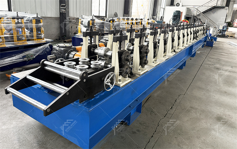 M&aacute;quina formadora de tubos cuadrados