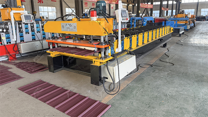 Perfiladora de l&aacute;mina trapezoidal