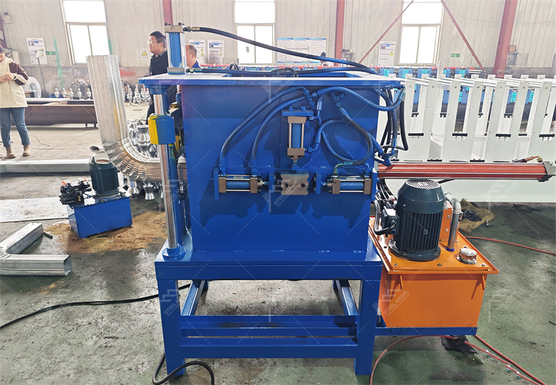 Maquinaria para perfilado de aluzinc