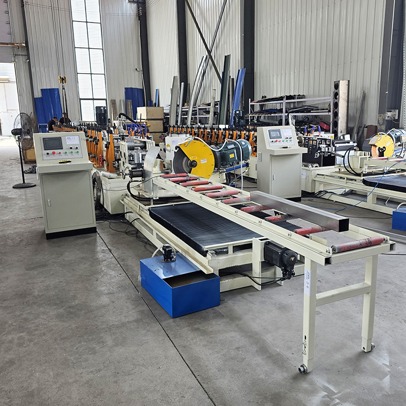 Equipo Automatizado Para La Fabricación De Perfiles Tubulares Cuadrados