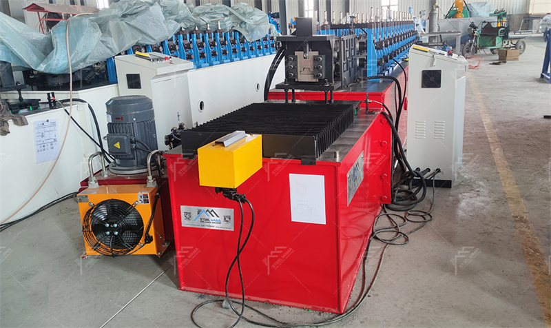 M&aacute;quina para fabricar canal de acero