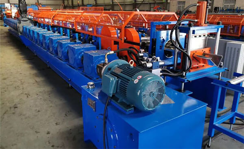 M&aacute;quina para postes de contenedores