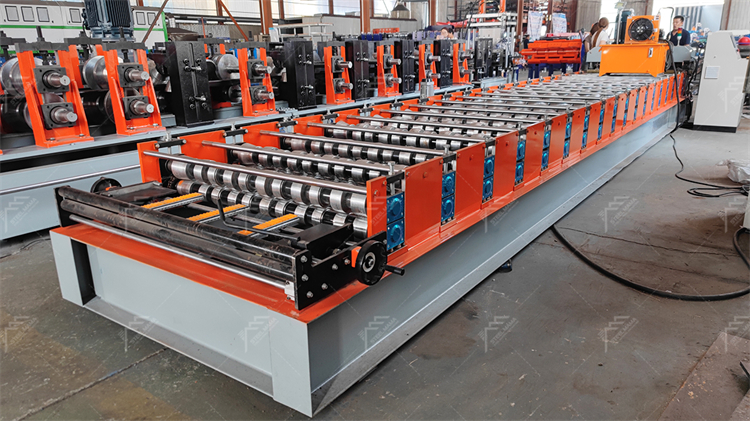 Sistema de corte autom&aacute;tico para tejas