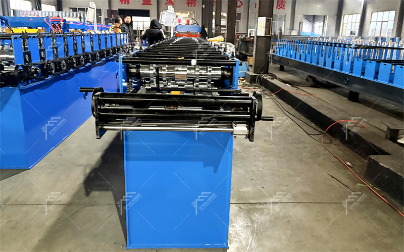 Dispositivo de fijaci&oacute;n para techumbres solares