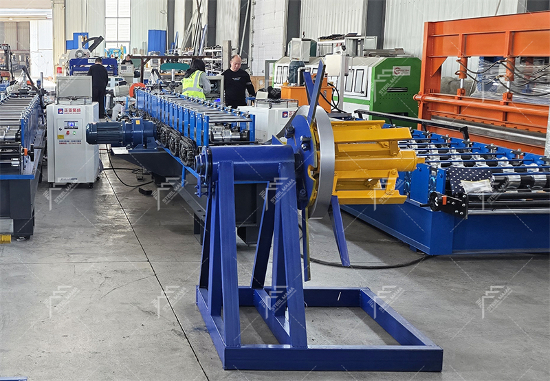 M&aacute;quina formadora de tubos cuadrados