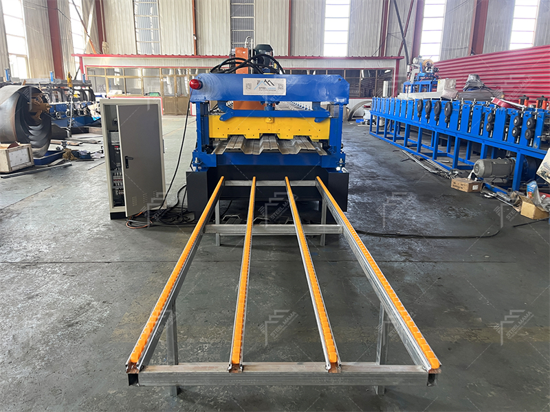 M&aacute;quina de deck compuesto