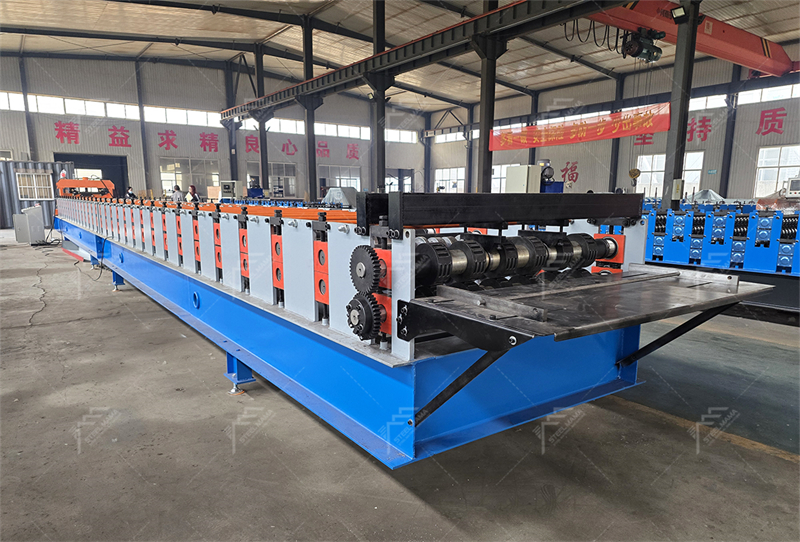 Rouleuseprofileuse pour planchers mixtes