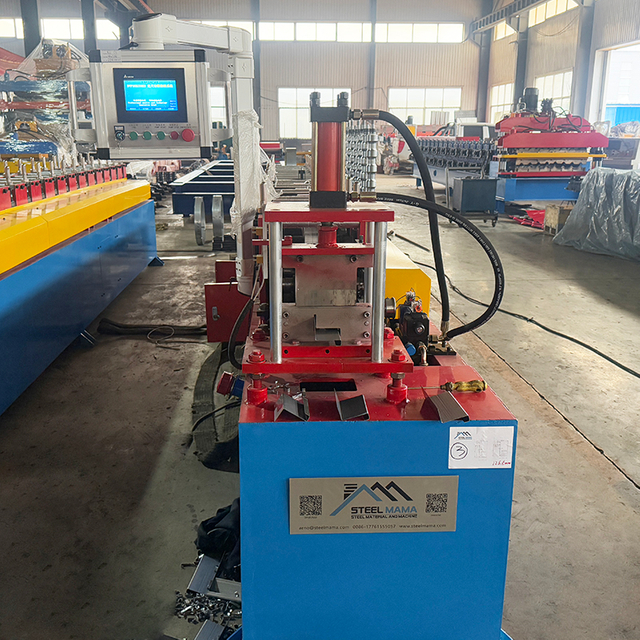 Máquina Perfiladora KR18 Para Clip En Z