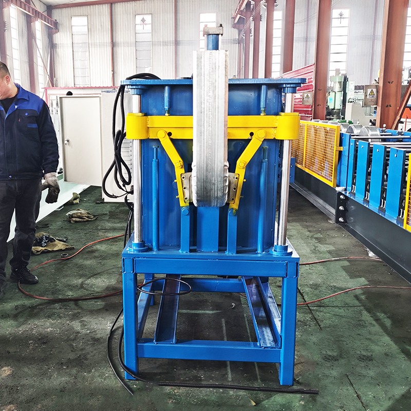 Máquina Para Curvar Calaminas De Aluzinc