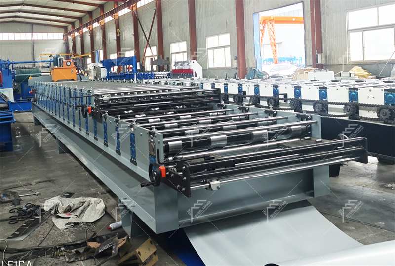 M&aacute;quina formadora de doble capa para techos